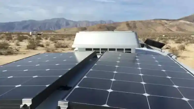 Can Solar Panels Power an RV Air Conditioner?