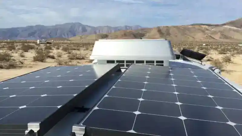 Can Solar Panels Power an RV Air Conditioner?