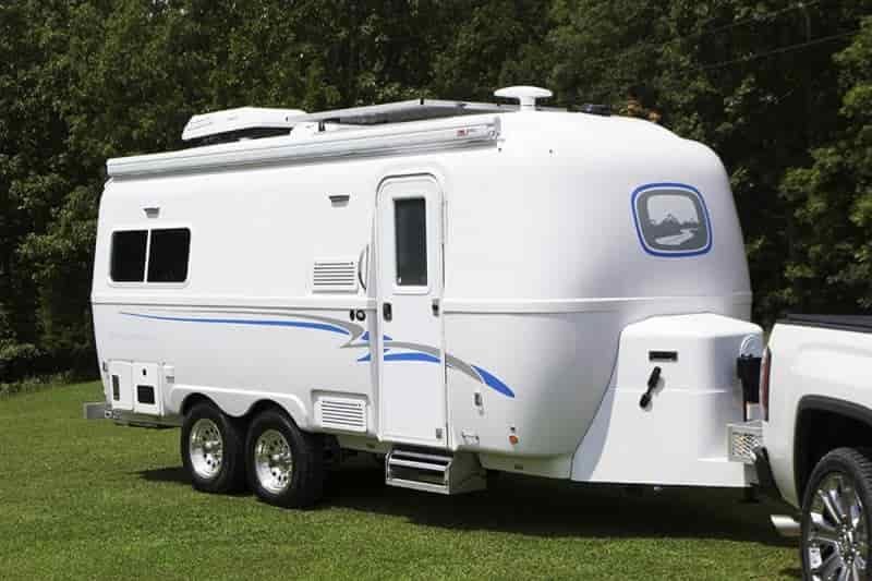 oliver travel trailers legacy elite 2 tt 21 e1561424545441
