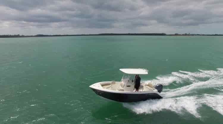 Cobia 220 CC – Best Dual Console Fishing Boat