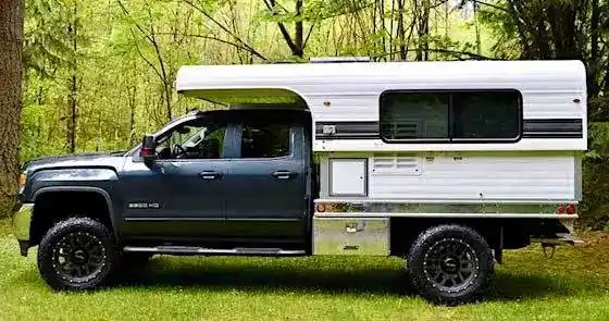 Alaskan 8.5 Truck Camper Rig