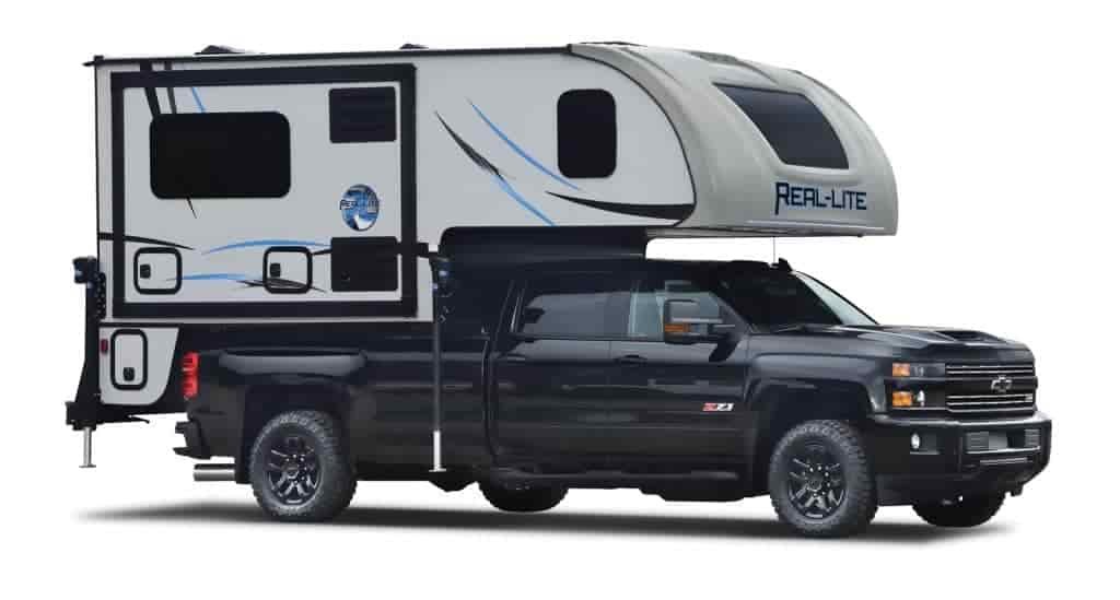 Palomino Real-Lite truck camper