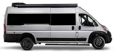 Class B RV Rangeline Silver Streetside