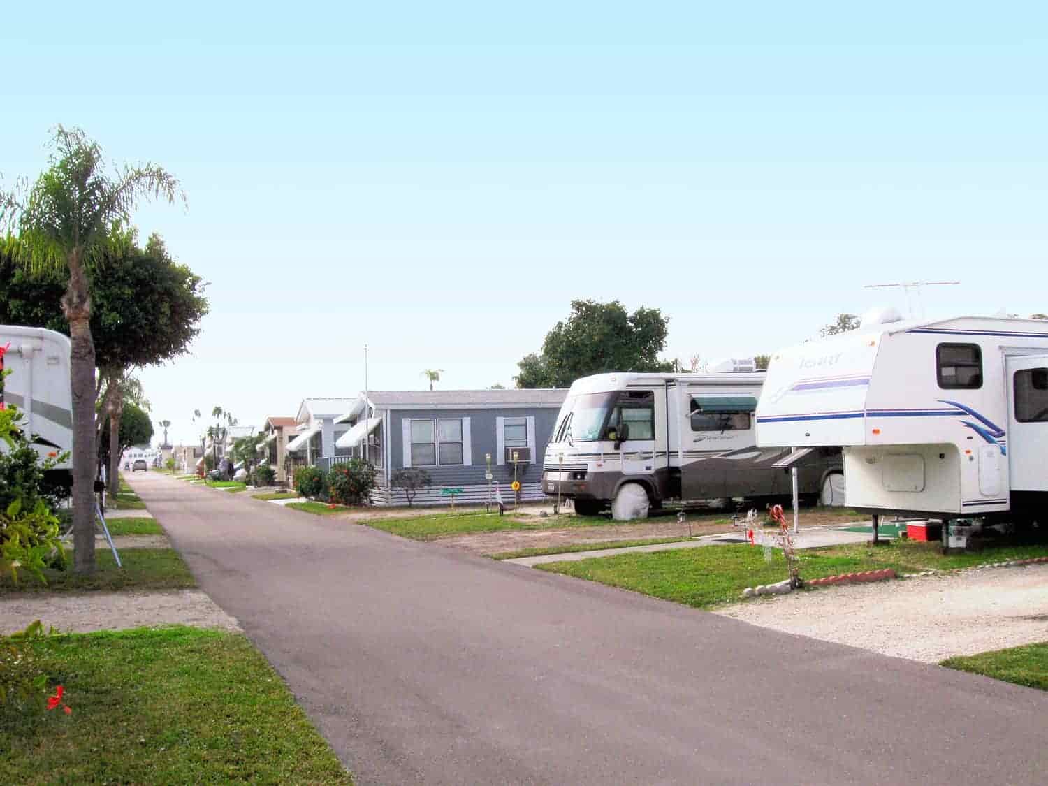 Rainbow Village Largo Carefree RV Resort