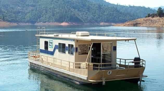 Cascade Houseboat