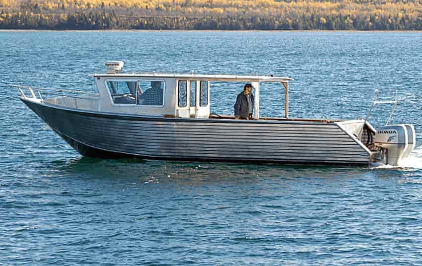 Henley Cabin boat