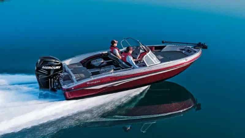 How Much Does A Bass Boat Weigh? With 19 Examples