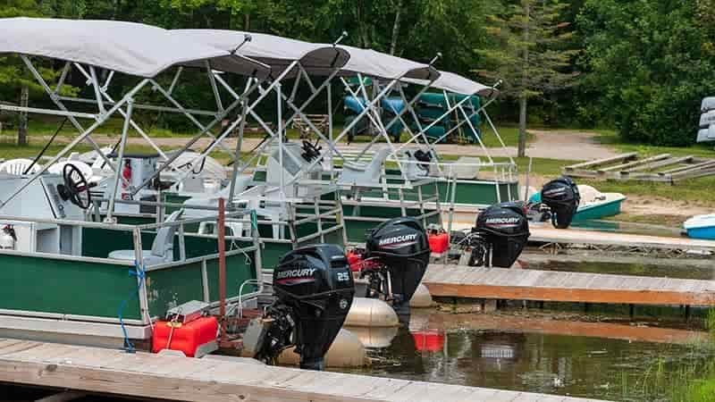 10 Things to Look for When Buying a Used Pontoon Boat