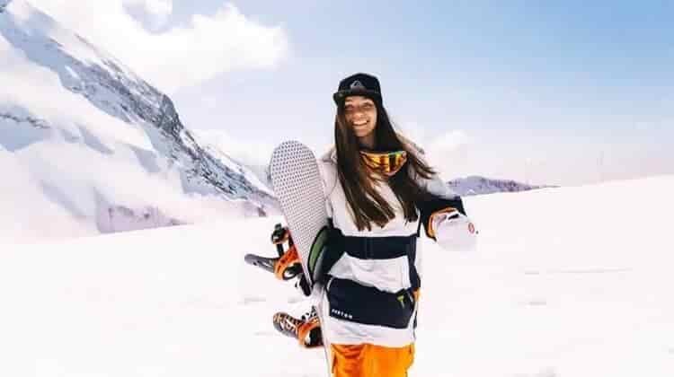 How Much Does a Snowboard Cost with 10 Examples