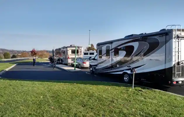 Cabelas RV Overnight Parking