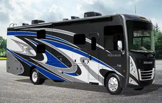 Class A RVs - RV vs Camper