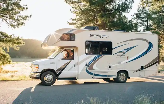 How Much Solar Power Do I Need for My RV