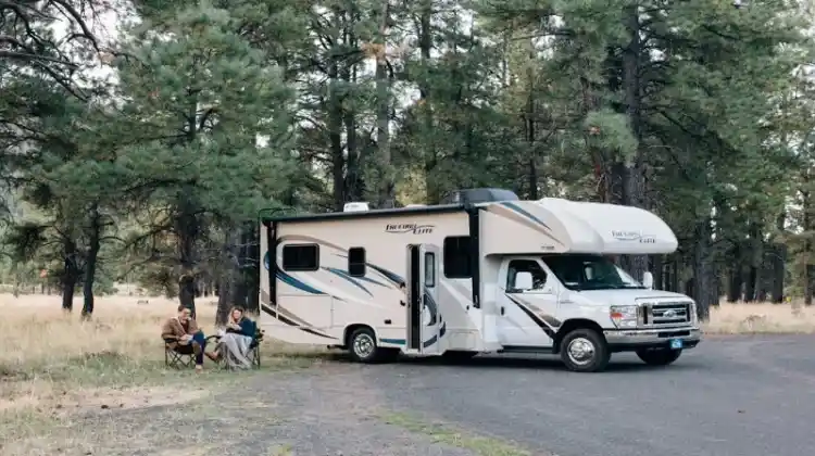 How to Clean RV Water System With Vinegar