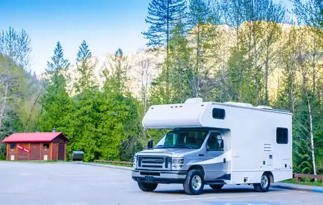 Overnight RV Parking at Cracker Barrel