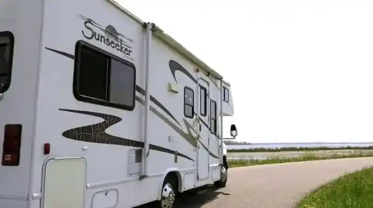 How Much Wind Can An RV Withstand?
