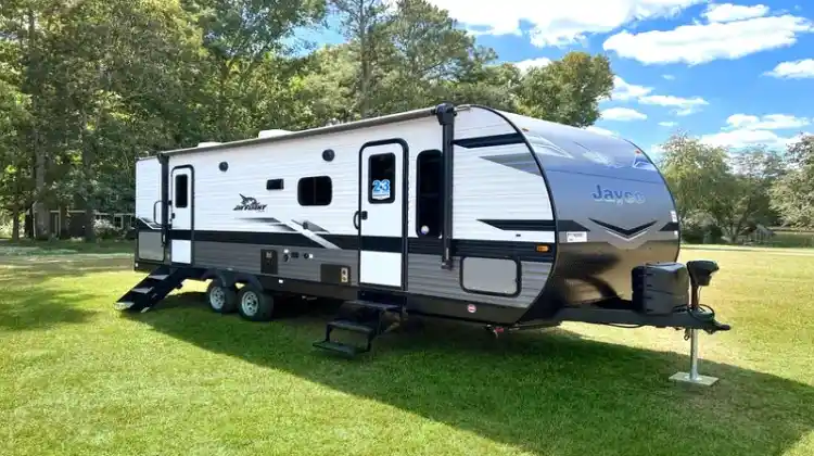 Airstream vs Jayco