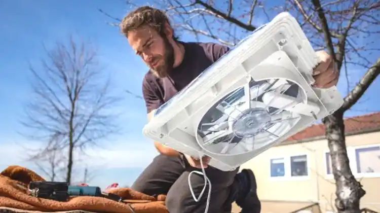 Can RV AC Be Recharged?