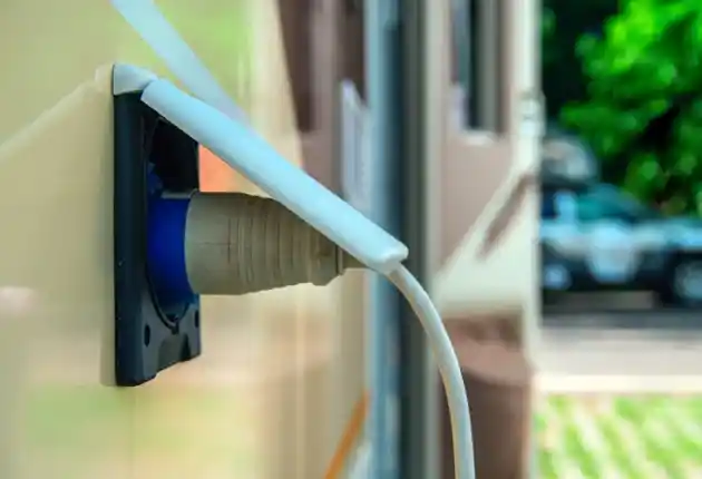 Charging Battery Using Shore Power