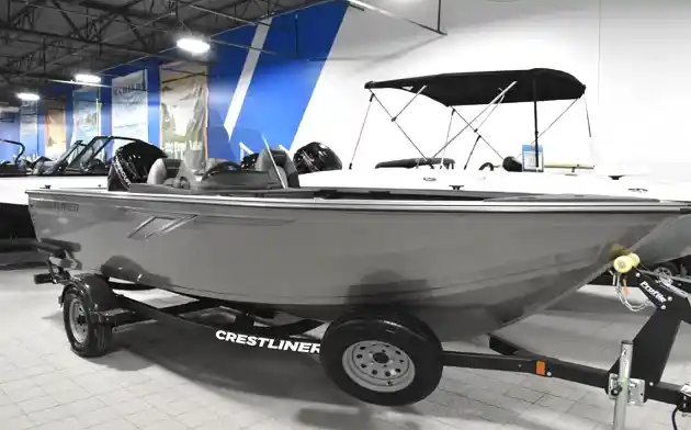 Crestliner boat