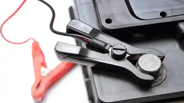 How to Charge Your RV Battery