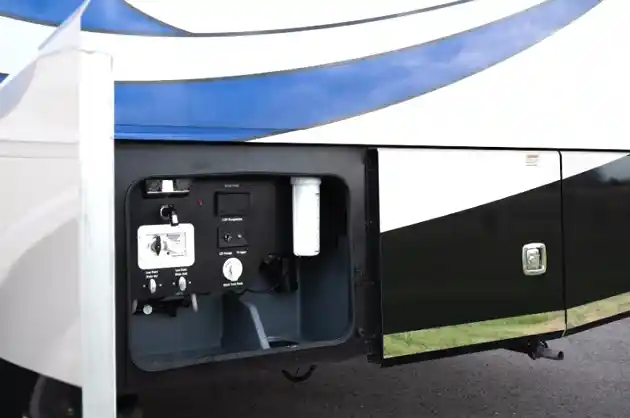 RV Black Water Tank