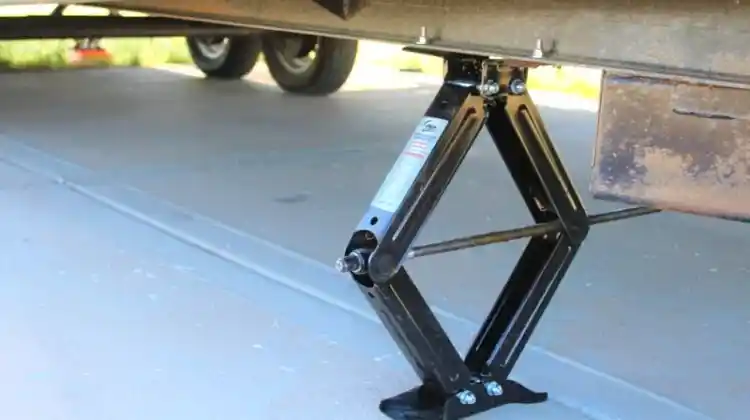 RV Jacks Won't Go Down