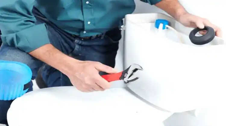 RV Toilet Won't Hold Water: Fixes And Troubleshooting