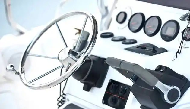 Solutions of Noise and Vibrations when operating a boat