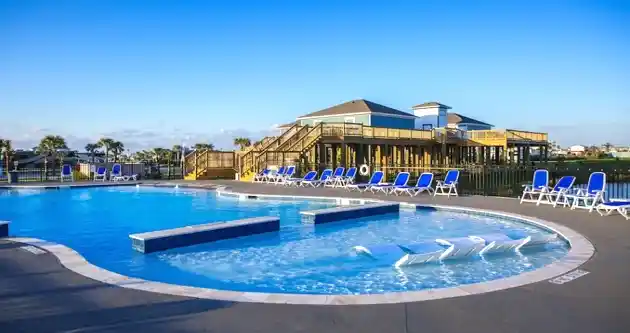 Stella Mare RV Resort in Mont Belvieu TX