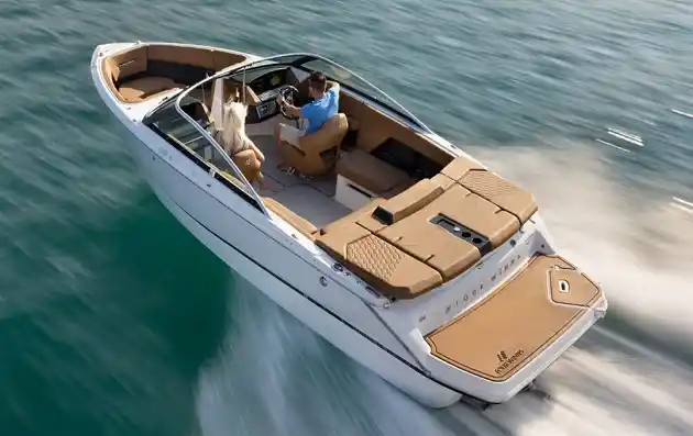 Types of Four Winns Boat