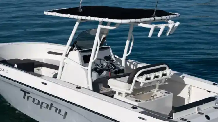 Who Makes Trophy Boats
