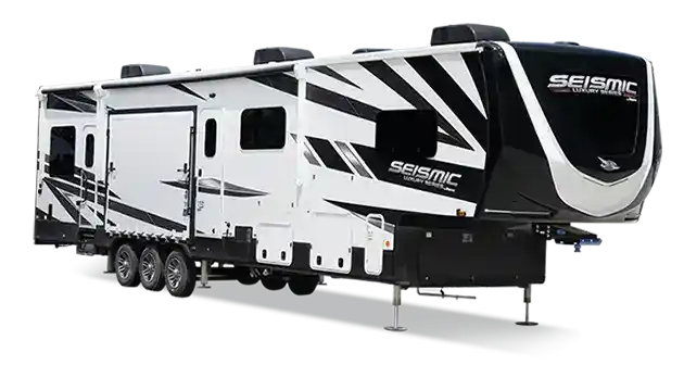 jayco Seismic Luxury 5th wheel travel trailer 39'
