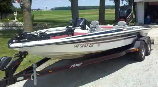 Astro Boats features