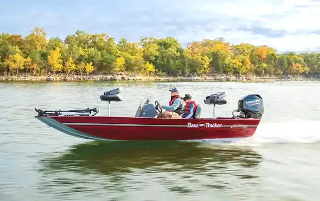 Bass Tracker Boats