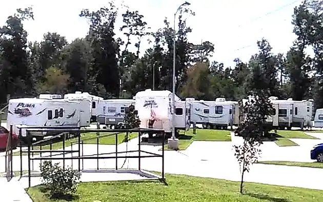 Bayou Bend RV Resort