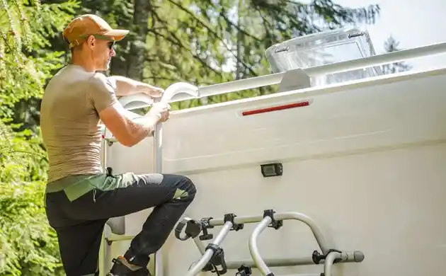 Cost of Replacing an RV Rubber Roof - guide