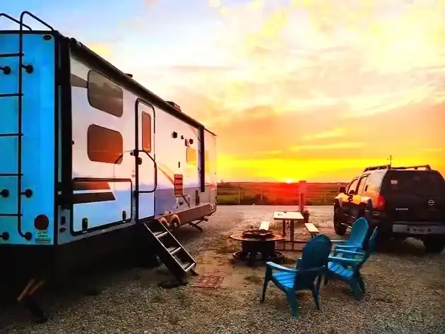 Hailey’s Beach-n-Bay RV Resort