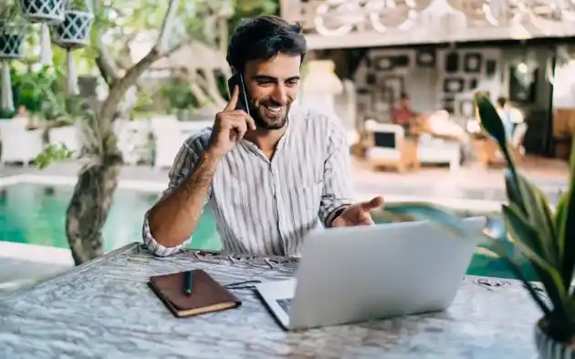 How to Make Money On The Road - guide