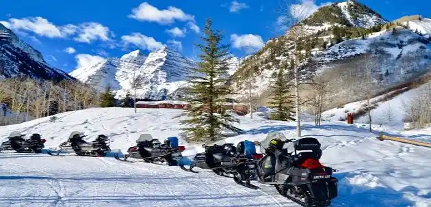 Visiting Maroon Bells in the Winter