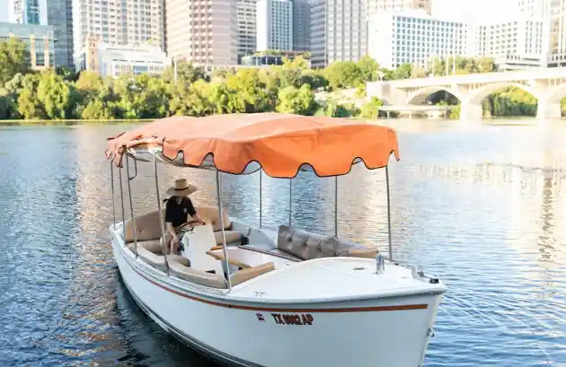 Duffy Boat rental