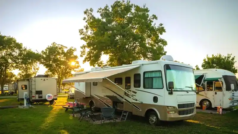Does Dollywood Have An Rv Park