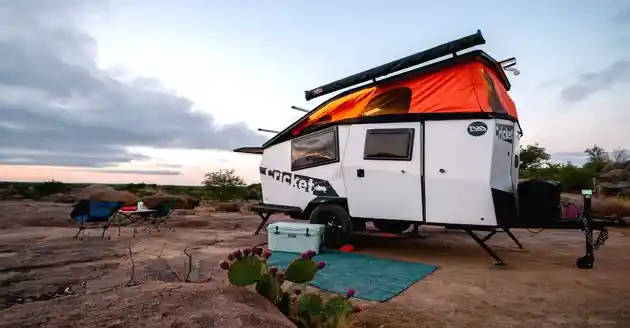 Taxa Cricket Camper