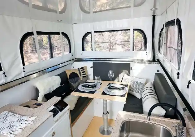 EarthCruiser Terranova