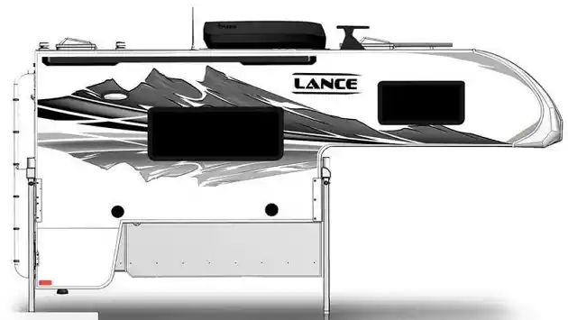 Lance 825