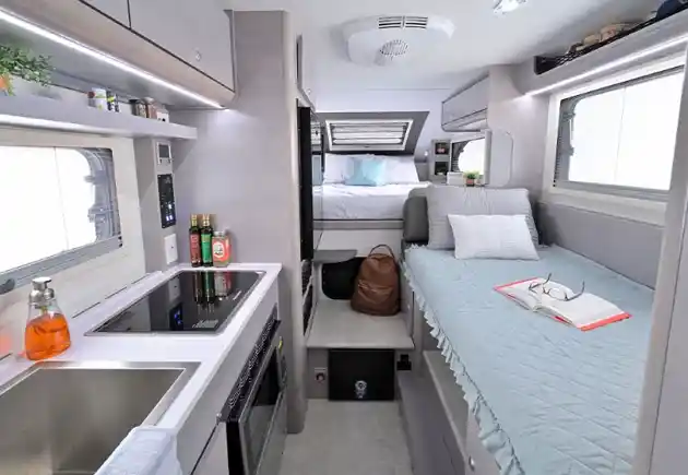 NuCamp Cirrus 820
