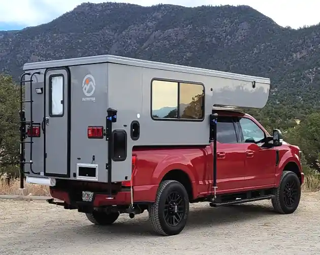 Outfitter Apex 8