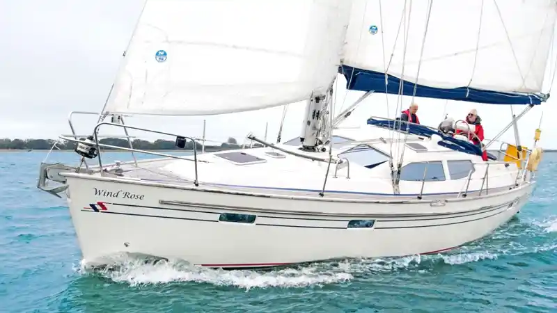 The Best And Worst Things About Living On A Sailboat