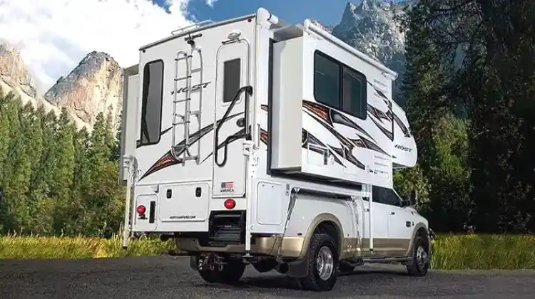 Truck Camper Or RV: What Is The Best Option For You?
