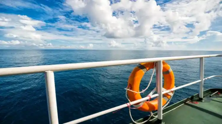 Can A Houseboat Cruise The Great Loop