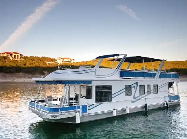 Can You Live On A Houseboat In Texas - guide